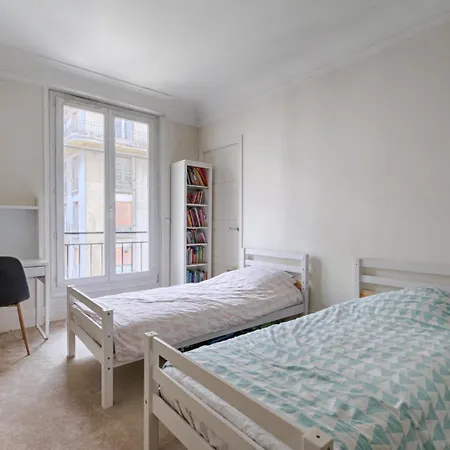 Beautiful 6p In The Heart Of Paris